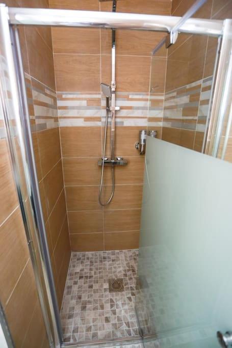 F3 80 M2 Longere Plain Pied Au Centre Auxonne. Villa Dış mekan fotoğraf